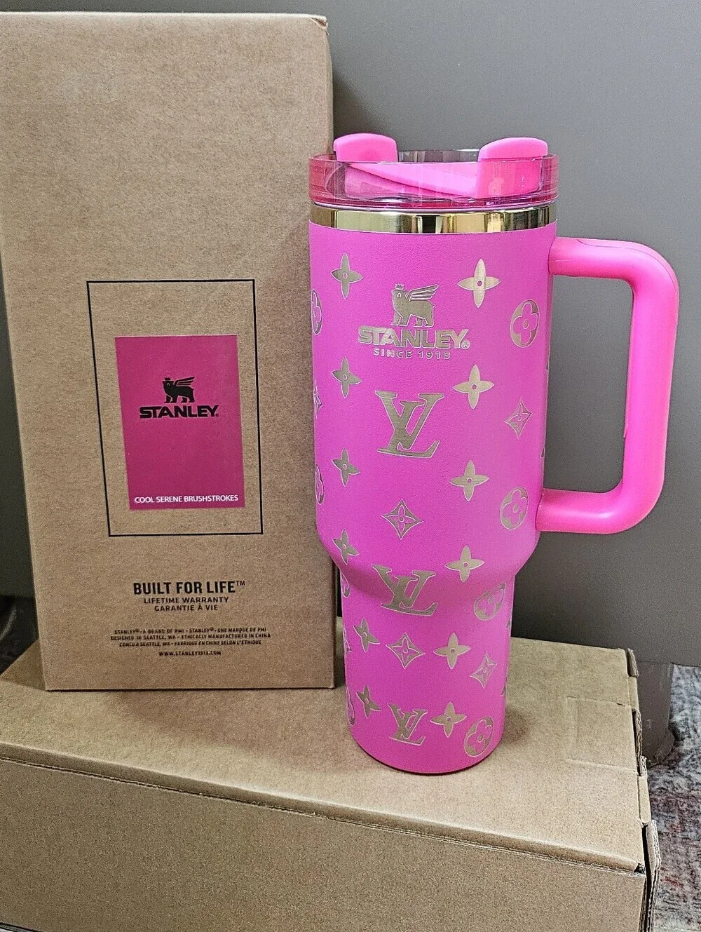 Engraved 40 oz Flowstate Tumbler - Picture 1 of 3